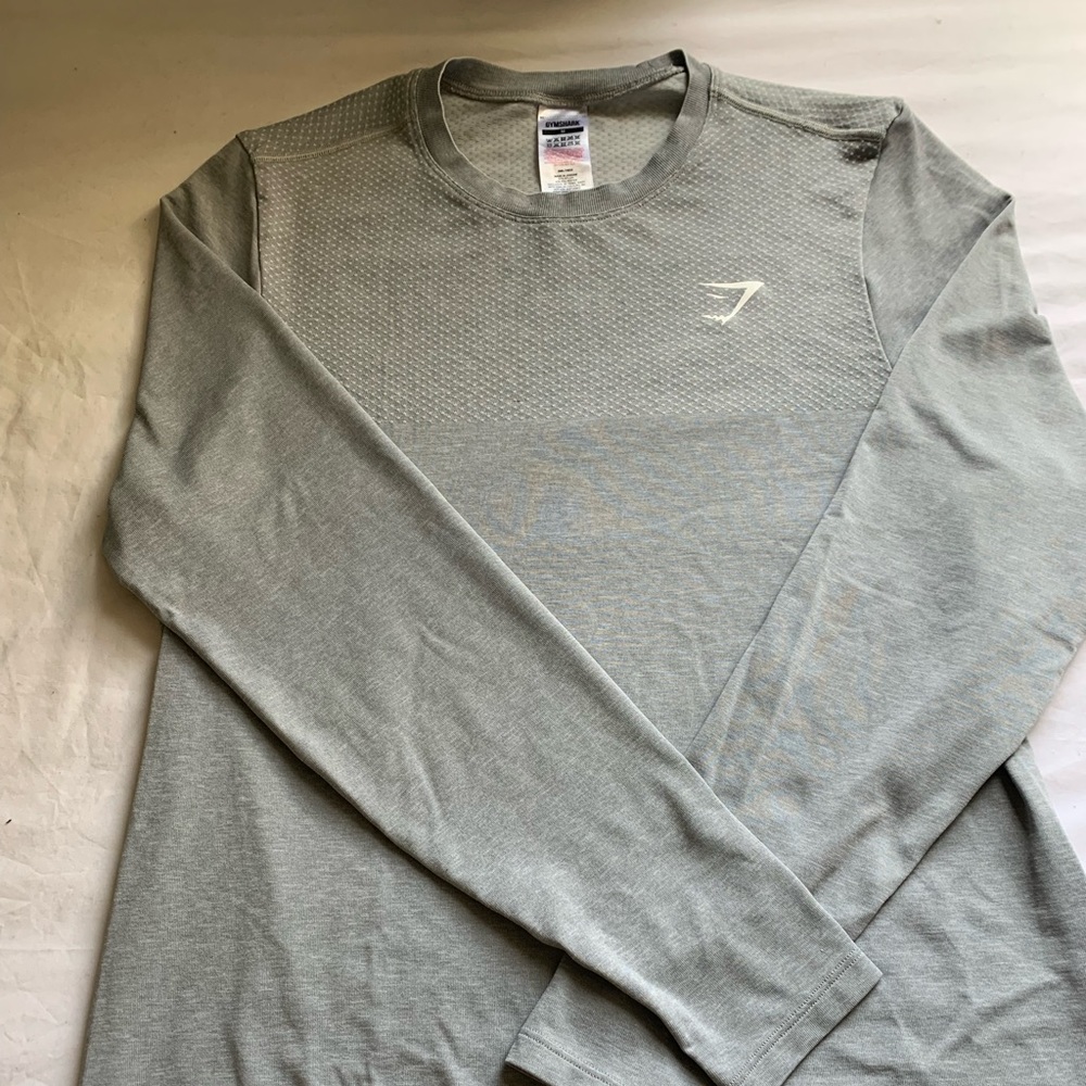 COPY - GYMSHARK LONG SLEEVE